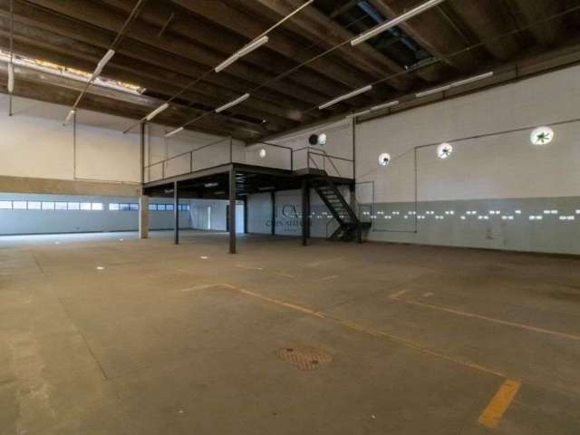 galpão comercial com  2.000m² para locação, Barueri/SP