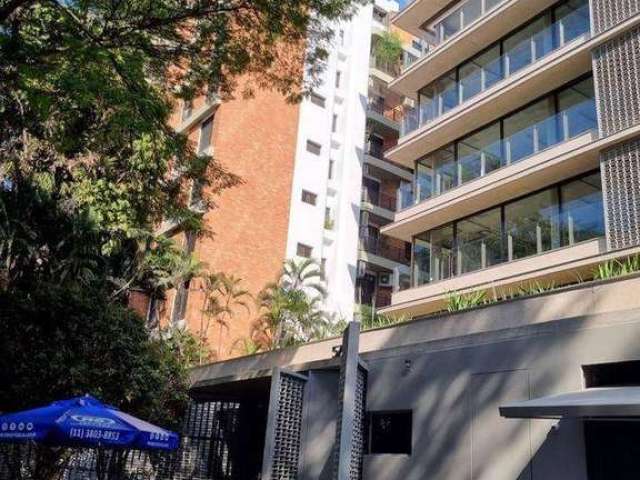 Apartamento Residencial à venda, Moema, São Paulo - AP0426.