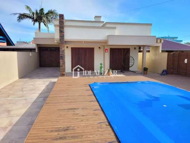 Casa no bairro Malinsky a uma quadra do mar, com piscina, finamente mobiliada