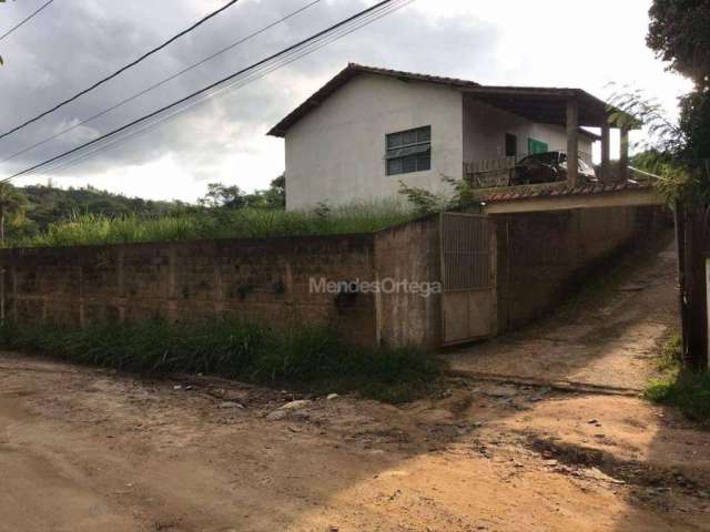 Chácara com 3 dormitórios à venda, 8000 m² por R$ 600.000,00 - Brigadeiro Tobias - Sorocaba/SP