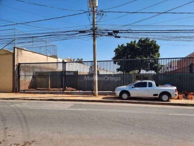 Terreno à venda, 2200 m² por R$ 2.640.000 - Jardim Maria Eugênia - Sorocaba/SP