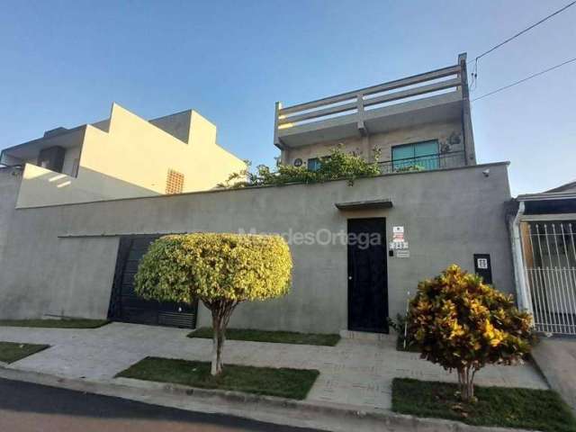 Casa com 3 dormitórios à venda, 219 m² por R$ 950.000,00 - Vila Almeida - Sorocaba/SP