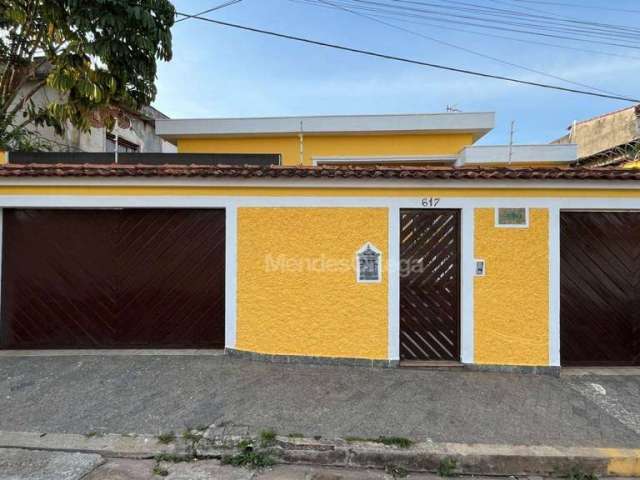 Casa com 3 dormitórios para alugar, 242 m² por R$ 4.690,00/mês - Jardim Santa Rosália - Sorocaba/SP