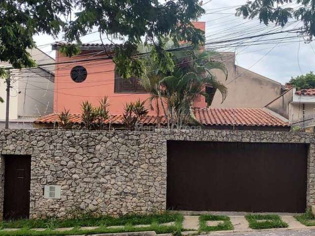 Casa com 3 dormitórios à venda, 350 m² por R$ 795.000,00 - Vila Trujillo - Sorocaba/SP