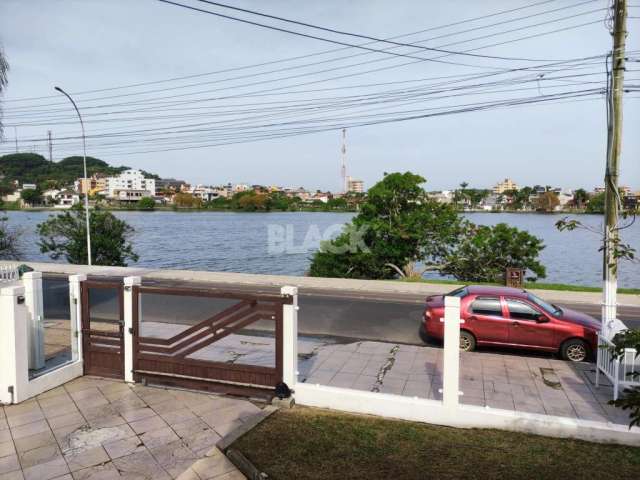 Casa à venda na Lagoa do Violão em Torres RS