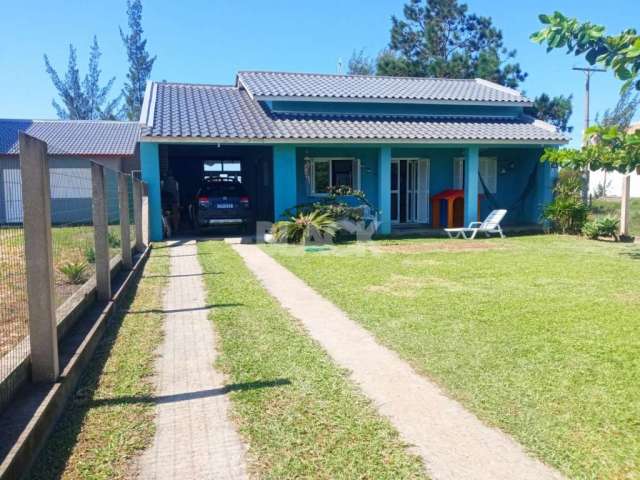 Casa a venda com 2 quartos na Praia Paraíso em Torres RS