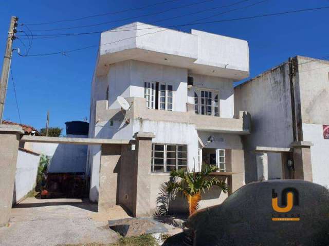 Linda Casa com 3 dormitórios à venda, 140 m² por R$ 260.000 - Unamar - Cabo Frio/RJ