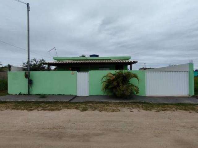 Linda Casa COM MOBILIA à venda em Unamar – Cabo Frio