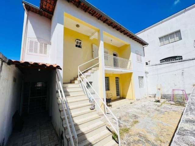 Casa com 5 quartos à venda em Copacabana, Belo Horizonte  por R$ 780.000