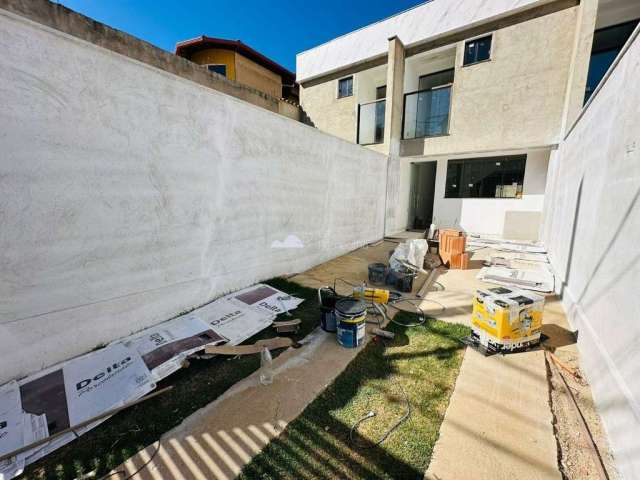 Casa com 3 quartos à venda na Santa Amélia, Belo Horizonte  por R$ 580.000