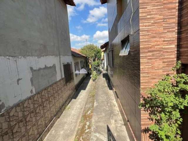 Casa com 2 quartos à venda na Maria Helena, Belo Horizonte  por R$ 150.000