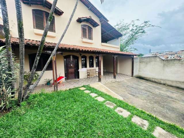 Casa com 5 quartos à venda em Copacabana, Belo Horizonte  por R$ 750.000