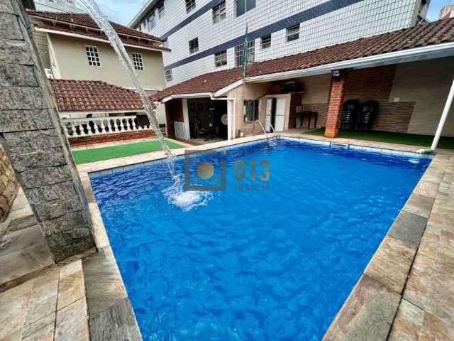 Casa com 3 dorms, Encruzilhada , Santos - R$ 2.12 mi, Cod: 4