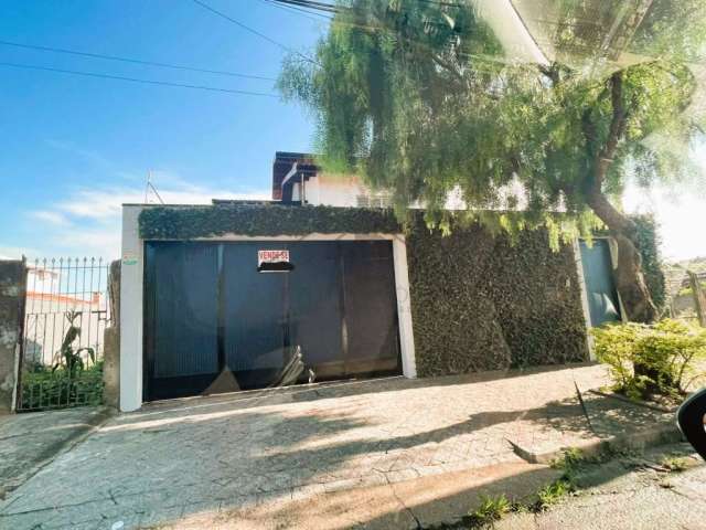 Linda casa a venda em indaiatuba interior de são paulo, no bairro jardim regina a 2 minutos do parque ecológico da cidade.