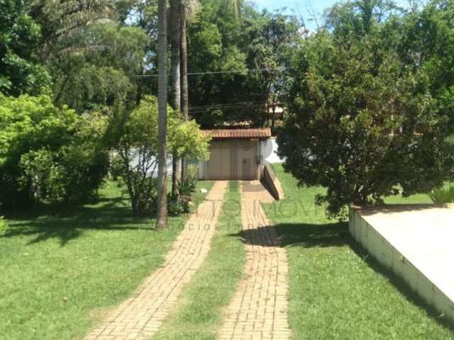 Chácara à venda em Indaiatuba-SP: 2 quartos, 2 suítes, 1 sala, 3 banheiros, 4 vagas de garagem, 260m² no Vale do Sol.