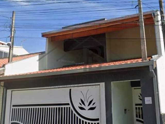 Casa para Venda em Indaiatuba-SP - 3 Quartos, 1 Suíte, 2 Salas, 3 Banheiros, 2 Vagas de Garagem - Bairro Jardim Valença