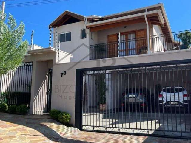 Imperdível oportunidade! Casa à venda em Indaiatuba-SP, Jardim Bela Vista: 3 quartos, 1 suíte, 3 salas, 4 banheiros, 4 vagas, 264m². Venha conferir!