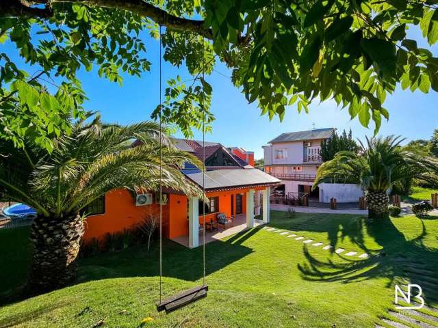 Casas em condomínio Paragem dos Verdes Campos 400m³ com 3 suítes e piscina