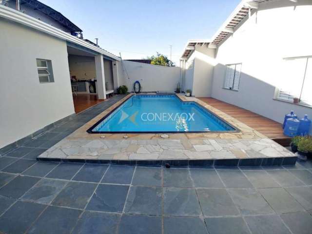 Casa com 3 quartos à venda na Rua Coronel Firmino Gonçalves da Silveira, 37, Parque São Quirino, Campinas, 208 m2 por R$ 760.000