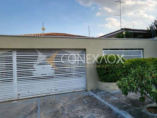 Casa com 4 quartos à venda na Rua Ary Negrão Barone, 90, Parque São Quirino, Campinas, 341 m2 por R$ 1.200.000