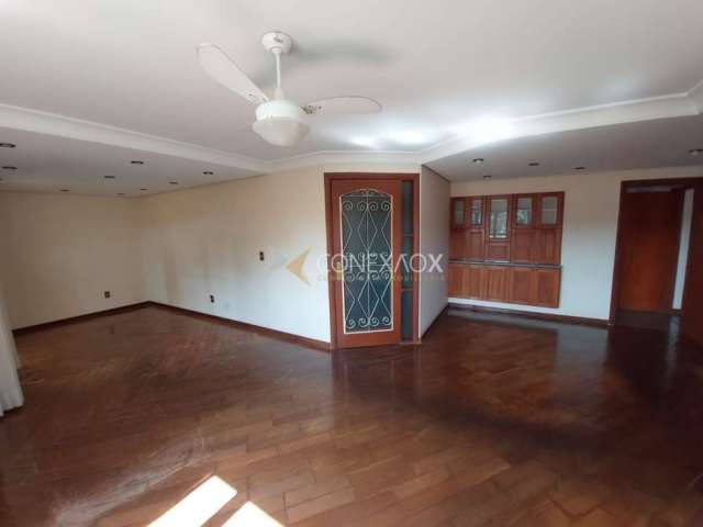 Apartamento com 3 quartos à venda na Rua Presidente Wenceslau, 899, Jardim das Paineiras, Campinas, 170 m2 por R$ 830.000