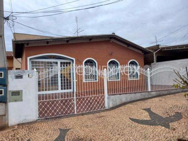 Casa com 4 quartos à venda na Nova Iorque, 230, Parque São Quirino, Campinas, 137 m2 por R$ 580.000