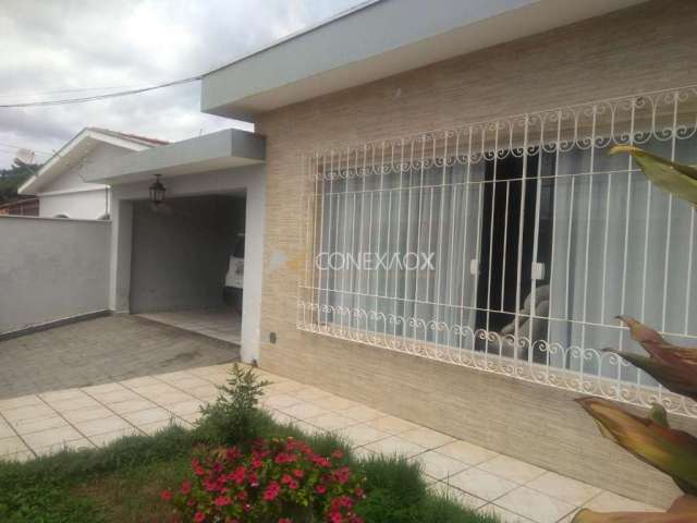 Casa com 3 quartos à venda na Rua Rubens Trefiglio, 247, Vila Nogueira, Campinas, 200 m2 por R$ 900.000