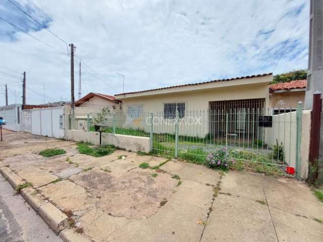 Casa com 3 quartos à venda na Rua da Sociedade, 111, Jardim das Bandeiras, Campinas, 174 m2 por R$ 350.000