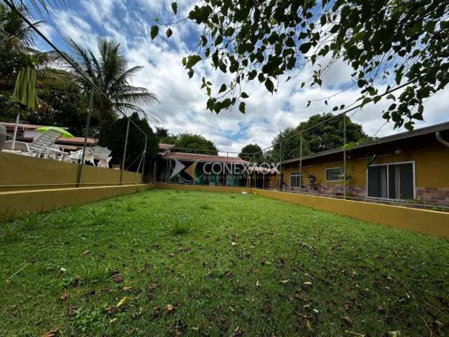 Chácara / sítio com 4 quartos à venda na Rua Fábio Baptista Pinto, 770, Recanto dos Dourados, Campinas, 220 m2 por R$ 900.000