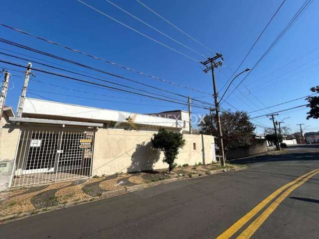 Casa com 4 quartos à venda na Rua Padre Leonel França, 327, Jardim Leonor, Campinas, 224 m2 por R$ 530.000