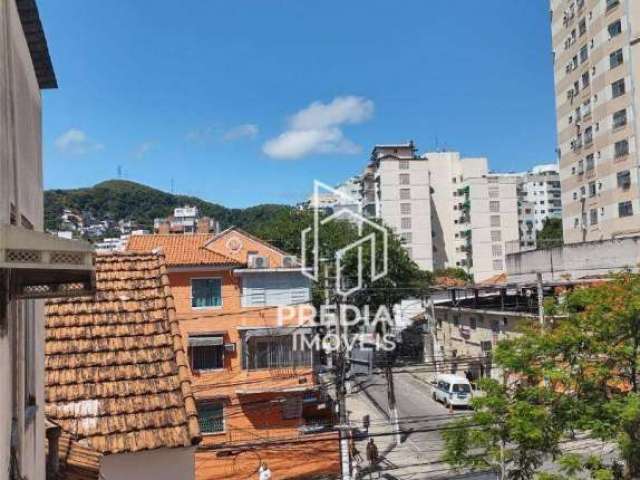 Sobrado com 4 dormitórios à venda, 146 m² por R$ 600.000,00 - Santa Rosa - Niterói/RJ