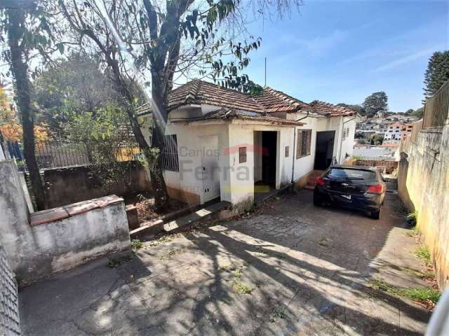 Casa na região do horto, valor  terreno, total de  5 sormitórios, 2 salas, 4 vagas, quintal, edícula