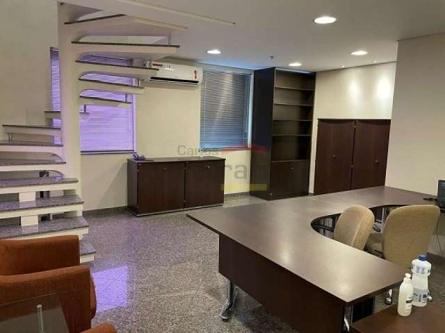 Conjunto Comercial Duplex localizado em Santana