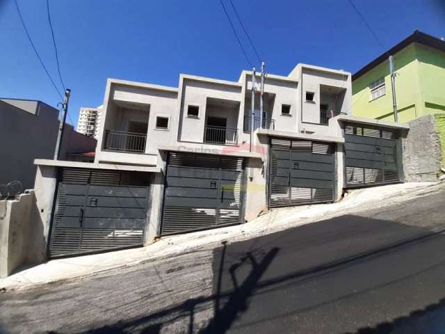 Sobrado final de obra na região da água fria, contendo 3 dormitórios sendo 1 suite, sacada, 2 vagas