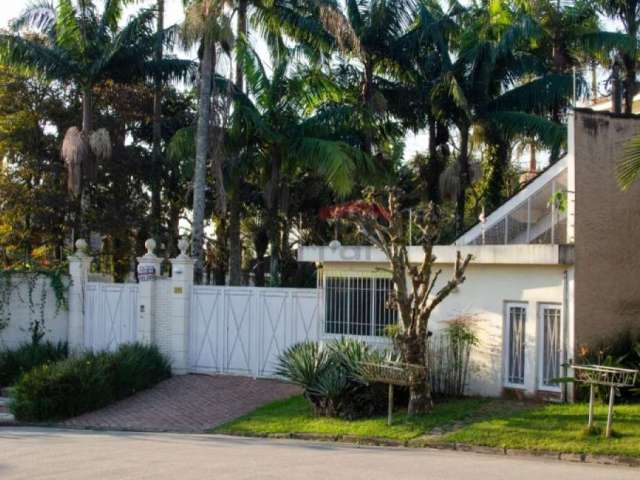 Casa à venda na Serra da Cantareira/Parque Petrópolis