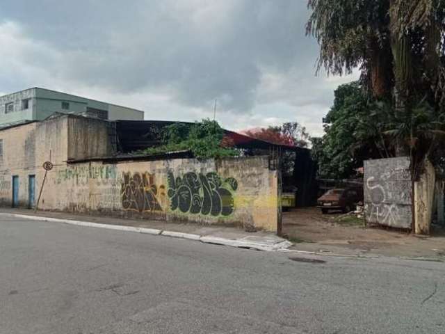 Terreno de esquina no Jaçanã, próximo a Avenida Guapira