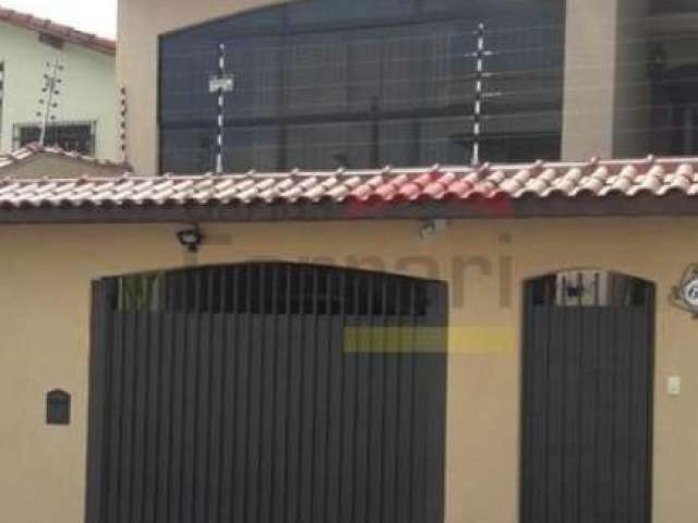 Casa com 3 dormitórios e 3 vagas a venda no Horto Florestal.