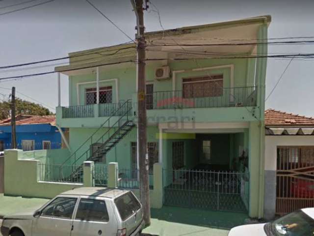 Sobrado grande com 2 casas com 2 dormitórios cada