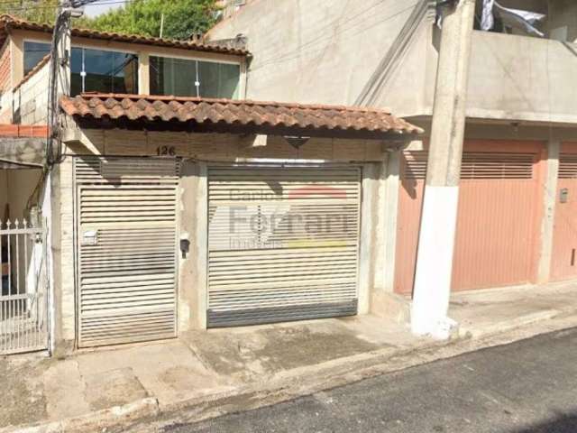 Sobrado + 2 Casa a venda  3 quartos, 1 suite , 4 vagas   no JD Vitória Régia SP