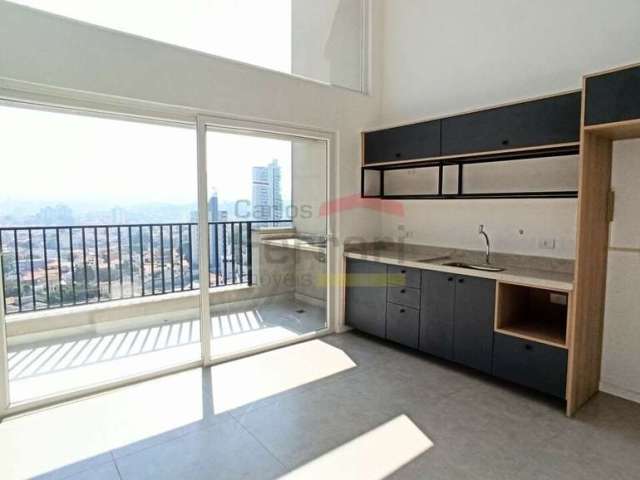 Apartamento duplex com 1 suíte para alugar na Água Fria.