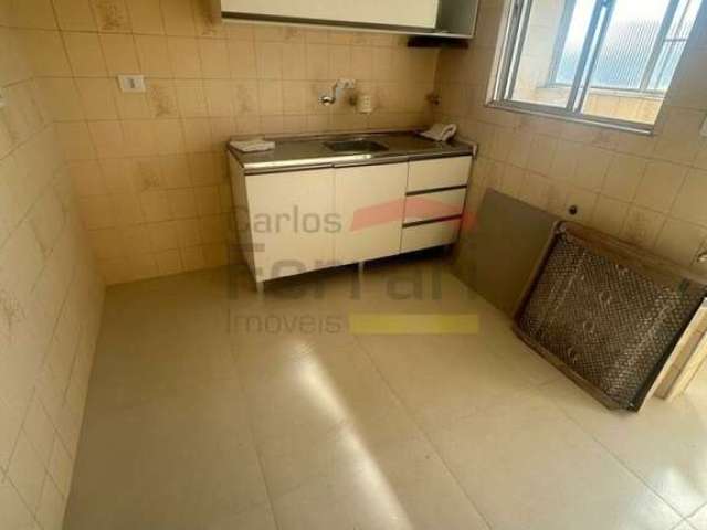 Apartamento no Chora Menino 2 dormitórios, 1 vaga com 65m²