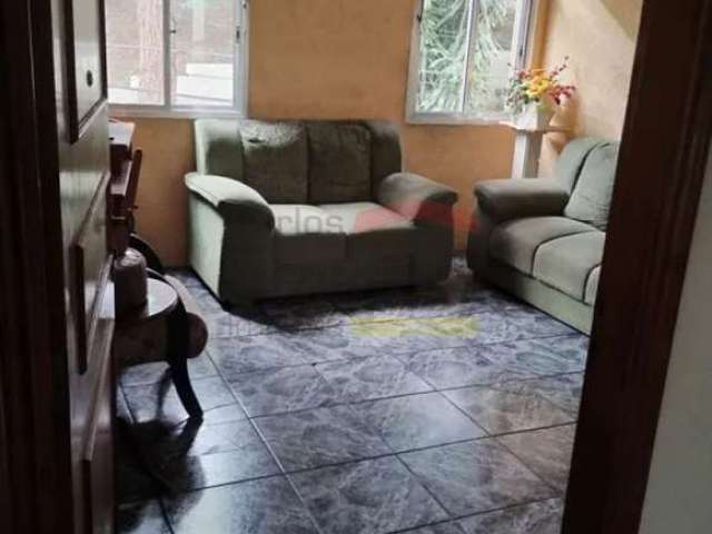 Apartamento 2 Dormitórios com vaga de garagem R$275.000