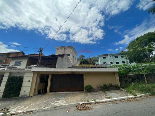 Casa totalmente térrea á venda no jardim guapira - 3 dormitórios e 3 vagas.