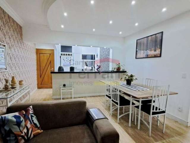 Apartamento de 97m², varanda com fechamento em vidros, vista livre e 2 vagas.  Excelente localização