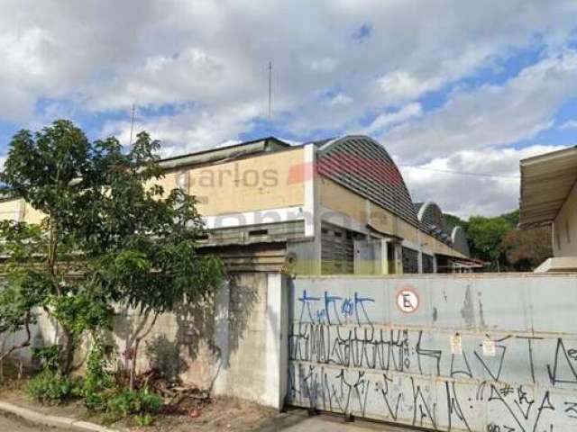 Excelente galpão comercial para locação, REFORMADO, escritório, banheiro, vão livre. 1.000m².