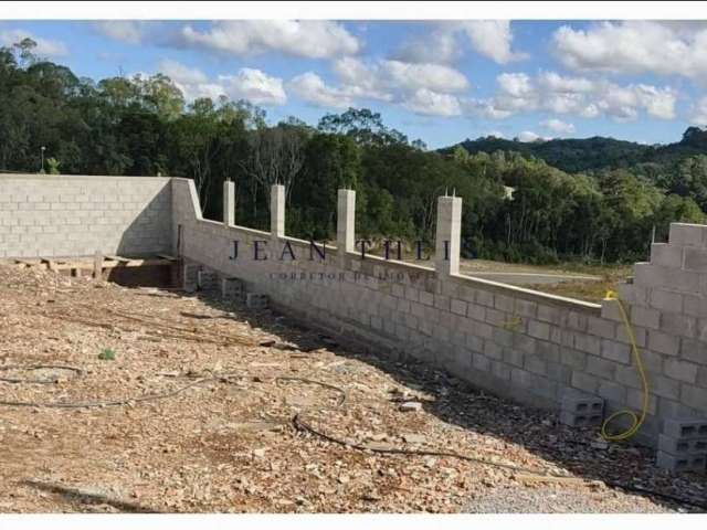 Terreno à venda no São Giácomo, Caxias do Sul  por R$ 250.000