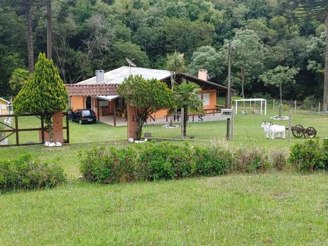 Chácara / sítio com 4 quartos à venda na Fazenda Souza, Caxias do Sul  por R$ 950.000