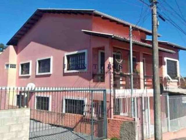 Casa com 5 quartos à venda em Serrano, Caxias do Sul  por R$ 600.000