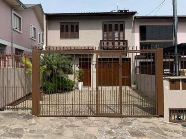 Casa com 3 quartos à venda no São Caetano, Caxias do Sul  por R$ 640.000