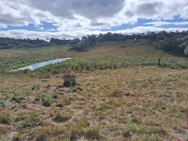 Chácara / sítio com 2 quartos à venda na Zona Rural, Caxias do Sul  por R$ 450.000